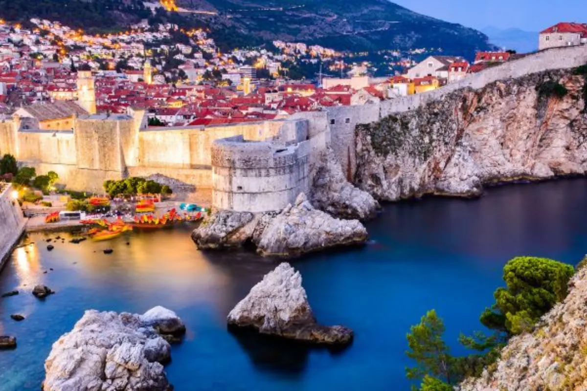 Best Places to Vacation in October in the USA