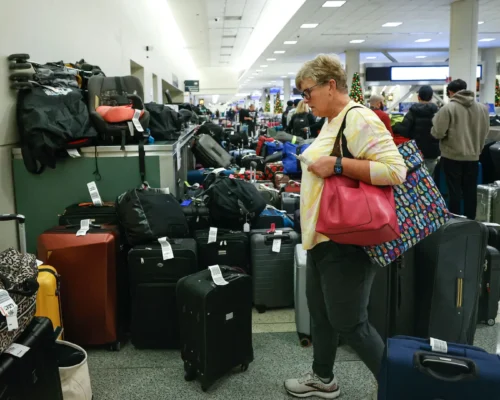 Passenger Did This at Baggage Claim — Staff Were Stunned